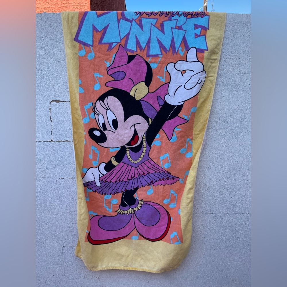 Marvelous Minnie Mouse Beach Towel